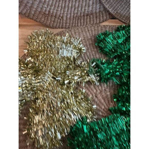Tinsel Shamrock St. Patrick’s Day Wall Decor - Picture 5 of 7